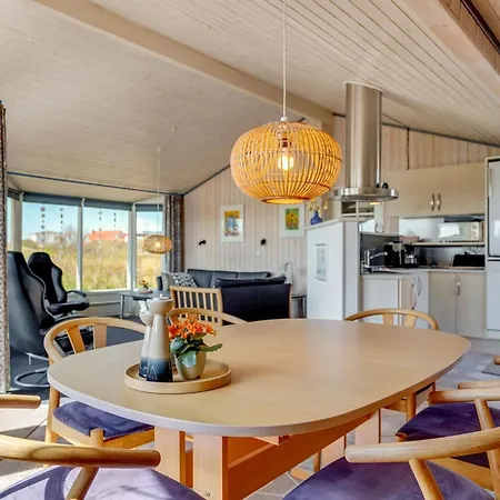 Holiday home Elsbeth - 500m From The Sea By Interhome Lakolk