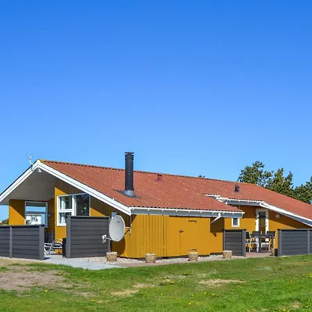 Holiday home Elsbeth - 500m From The Sea By Interhome