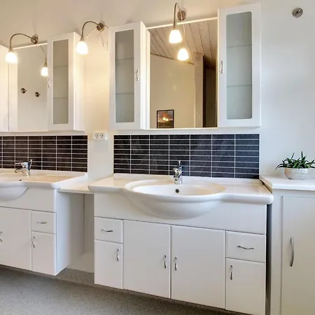 Elsbeth - 500m From The Sea By Interhome *