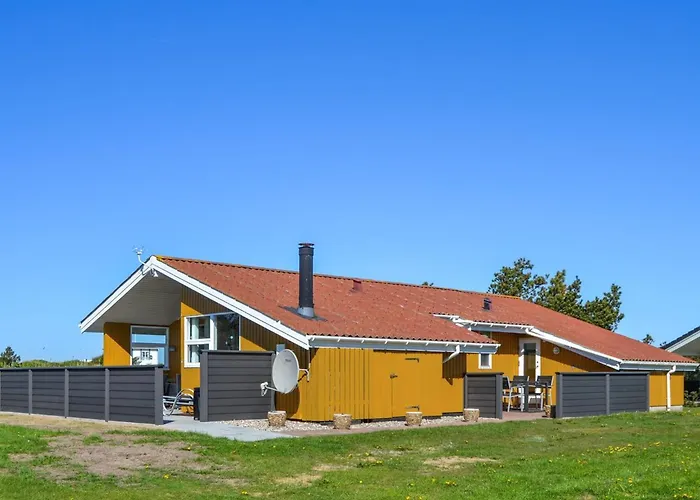 Holiday home Elsbeth - 500m From The Sea By Interhome